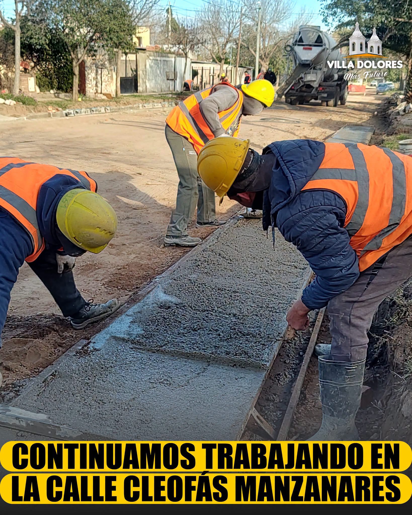 CONTINUAMOS LOS TRABAJOS PARA ADOQUINAR LA CALLE CLEOFÁS MANZANARES